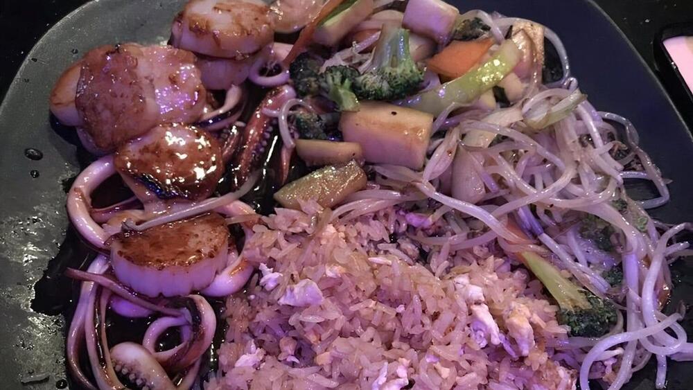 Crazy dragon roll